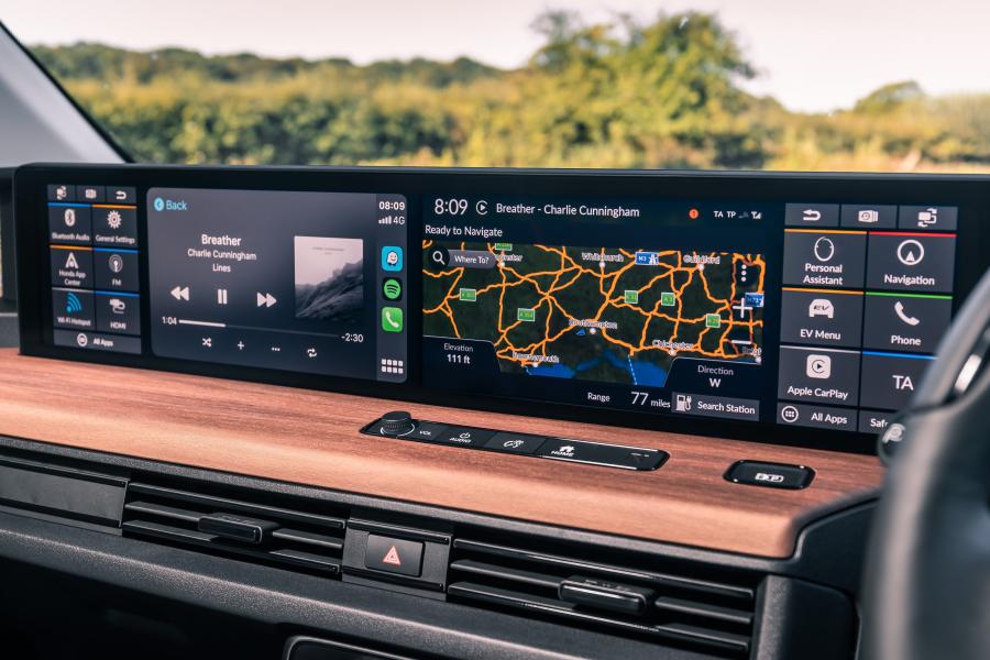 Панель приборов Honda e 2020 года  (UK) (фото 25 из 40)